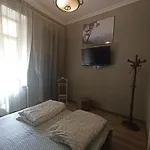 Апартаменти для 15 осіб,15 хв пішки від жд вокзалу *
