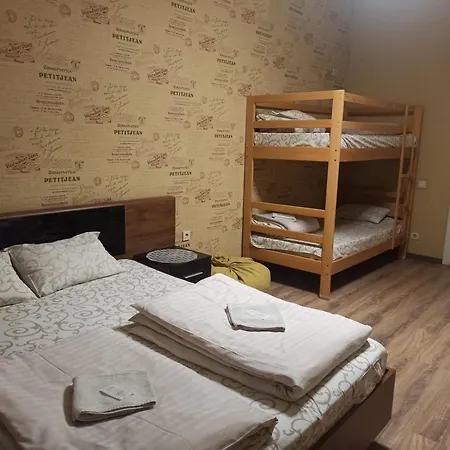 для 15 осіб,15 хв пішки від жд вокзалу