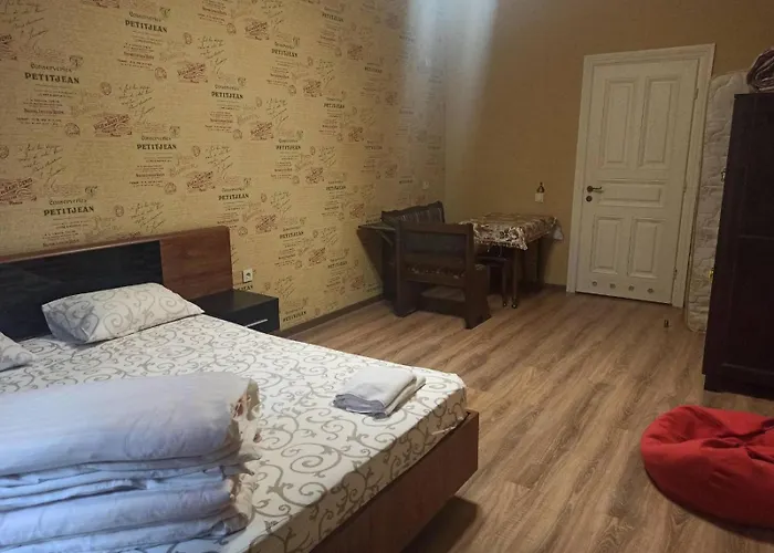 דירה для 15 осіб,15 хв пішки від жд вокзалу לבוב