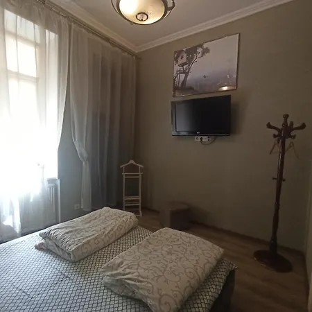 Apartman для 15 осіб,15 хв пішки від жд вокзалу *